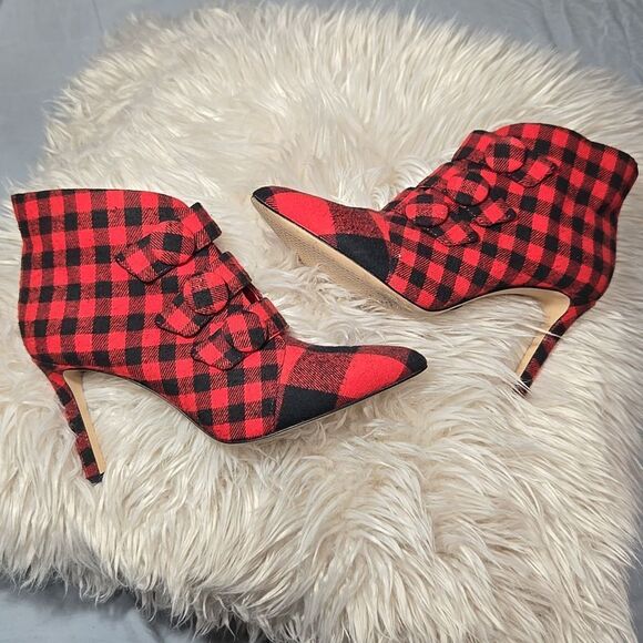Gianni Bini Dawnella Plaid Booties - Picture 1 of 15